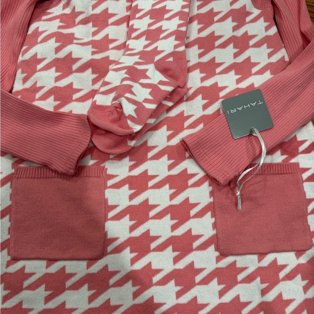 Tahari Pink and White Knit Sweater - Picture 3 of 3
